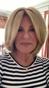 Donna Waite's Instagram, Twitter & Facebook