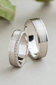 His And Hers Wedding Bands Made Of 14k Gold With Diamonds Matching Wedding Rings Couple Wedding Rings White Gold Wedding Rings Diamond Wedding Bands
