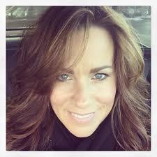 Jennifer Knapton's Instagram, Twitter & Facebook