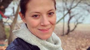 Magazin címlapján azzal a szalagcímmel, hogy. Sirogorcsot Kapott Szinetar Dora A Kisfia Diagnozisatol Nlc