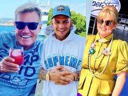 Die schlagersängerin, schauspielerin und autorin wird in der nächsten staffel von deutschland sucht den superstar gemeinsam mit dieter bohlen, mike singer und michael wendler die talente bewerten. Dieter Bohlen Pietro Lombardi Und Maite Kelly Pulverfass Dsds Schlager De Maite Kelly Dsds Hinter Den Kulissen