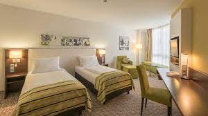 Make your reservations for the unterhaching hotel holiday inn munich unterhaching, an ihg at quietly located in the town of unterhaching, this hotel features a rooftop terrace with scenic views. Holiday Inn Munich Unterhaching 94 1 1 7 Prices Hotel Reviews Germany Tripadvisor