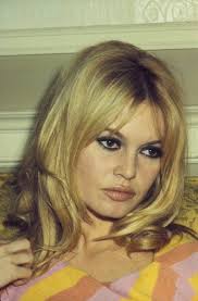 Facebook gives people the power to share and. Brigitte Bardot A Joue Une Criminelle La Vraie Histoire Tragique De Pauline Dubuisson