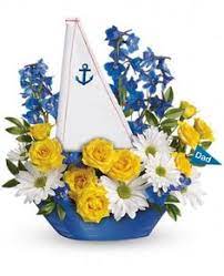 Her eyes were filled with tears of happiness when she received the bouquet. 10 Father S Day Arrangements Ideas Fathers Day Arrangement Father S Day Flowers