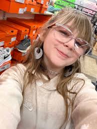 How to make drawings less cartoonish?