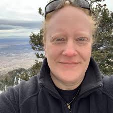 Does anyone have an ice machine for knee replacement recovery?