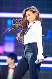 Here Are The 30 Most Popular Idols In Korea Right Now Hwasa Mamamoo Kpop Girls