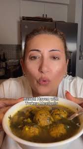 Beef & White Kidney Beans Stew White Kidney beans are a nutritional  powerhouse. They're packed with fiber & Protein. @cookingwtammy ••RECIPE••  -Sauté 1 large Spanish onion with olive oil -add cubed boneless