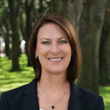 Stephanie Fore's Instagram, Twitter & Facebook