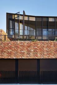 House Of Bricks By Jolson Architecture Exterior Limestone House Architecture