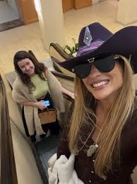 Não existe molécula no mundo que esteja parada! Tudo está em constante  movimento! Tudo está em constante transformação! Tire essa idéia da sua  cabeça de que as coisas não estão acontecendo para