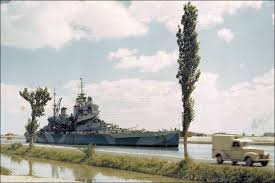Suez canal university, arabisch het schip werd in 1915 door het nederlandse ministerie van koloniën besteld bij de scheepswerf. Geschiedenis Suezkanaal