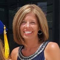 Teri Dixon's Instagram, Twitter & Facebook