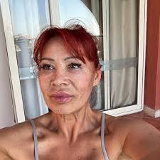 What is the blind/curtain shop in belper called? Or can anyone recommend  anyone to make me a custom blind please?