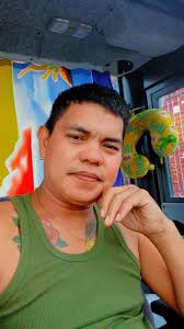 Hi everyone Good afternoon 🥰relax isa Ang person guy's matulog isa og  kadiot