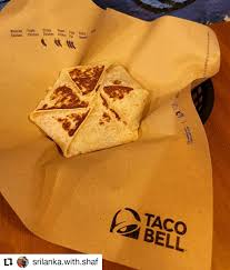 Lancaster plays the guy who says, if its square its a fish, if its round, its a buger. watch hundreds of other classic '80s commercials at youtube.com/. Srilanka With Shaf On A Date With Taco Bell Sri Lanka Facebook