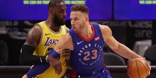 Detroit pistons were being scrappy all game would not let the lakers breathe at all, but with anthony davis scoring and alex caruso energy. Qkicwzdhd6eg6m