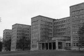 Zum seinerzeit größten chemiekonzern der welt 1925 und der bau des neuen verwaltungsgebäudes im frankfurter. Ig Farben Haus