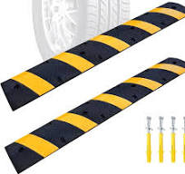 BALQOIFD Fuß Gummi-Bremsschwelle, 72" x 12" x 2"  Hochleistungs-Bremsschwellen-Kabelschutzrampe für Einfahrt,  Straßenparkplatz, Garage, Parkplatz, ...