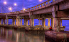 Berita terkini jambatan runtuh pulau pinang pada 8 jun 2013. Seram Sejuk Di Bawah Tiang Jambatan Pulau Pinang Umpan