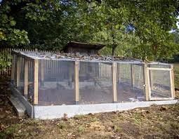 Huhnerstall Mit Voliere Vogelhaus Gehege Kleintierstall Stall Huhnerstall Huhner Huhner Huhnerstall Stalle