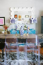 Decorating Your Dining Room With Beautiful Dining Chairs Is A Symbol Of Class And Elegance Mo Clear Dining Chairs Ghost Chair Dining Room Ghost Chairs Dining