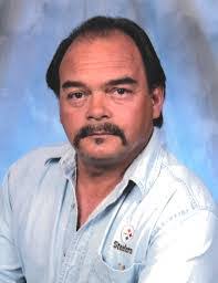 Victor Parra's Instagram, Twitter & Facebook