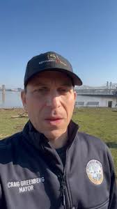 @LouisvilleMayor's video Tweet