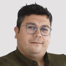 Mia mcconnell canada nowhere near from the pictures and