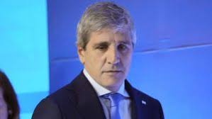 Facundo Gómez Minujín: "De chico soñaba con un trabajo que me hiciera  conocer el mundo"