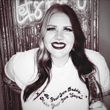 Callie Gonzalez's Instagram, Twitter & Facebook