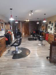 Spécialisé dans la coupe pour homme et garçon et la taille de barbe venez vivre l'ambiance. Pro Barber Shop Home Facebook
