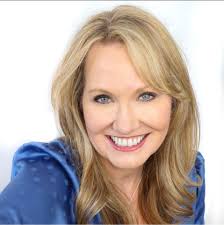 Sandee Sgarlata, TV Host & Podcaster, Mentor, Speaker and Author