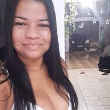 Lembre-se de que Cillian Murphy é irlandês e que, durante o conflito de  independência de seu país, a realeza britânica ordenou que mirassem e  enchessem de chumbo todos os homens de Tipperary