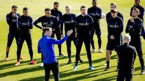 Het nederlands elftal heeft het daarbij niet meer zelf in de hand en moet hopen op een misstap van concurrent in de strijd om plaats drie, turkije. Meerdere Spelers In Ek Selectie Oranje Weigeren Vaccinatie Tegen Corona Nu Het Laatste Nieuws Het Eerst Op Nu Nl
