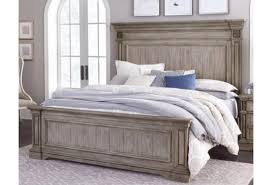 For more than 25 years, our home furnishings store has empowered households like yours to never settle for less than the best. Winston Relaxed Vintage Queen Bed With Crown Molding Walker S Furniture Panel Beds