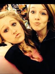 Heather Baucom's Instagram, Twitter & Facebook