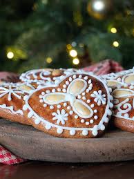 Thick, lush, buttery from the cream cheese, these cookies will be honored and bright guests of your holiday gathering thanks to the spectacular coating of red and. Medovniky A Slovak Spiced Honey Cookie Recipe Elizabeth S Kitchen Diary