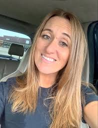 Danielle Kirtley's Instagram, Twitter & Facebook