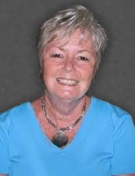 Renee Cross's Instagram, Twitter & Facebook