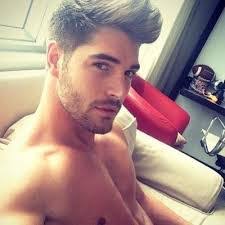 Derrick Knox's Instagram, Twitter & Facebook