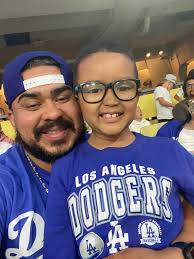 Look who I ran into at Dodgers Stadium!!🐏🏈