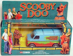 Freddie prinze jr., sarah michelle gellar, matthew lillard and others. Scooby Doo The Motion Pictures Corgi Die Cast Mystery Machine And Figures
