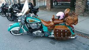 Some Custom Paint Jobs Indian Motorcycle Old School Motorcycles Custom Motorcycles Bobber