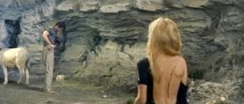 Recordamos el estilo de la actriz y cantante brigitte bardot en su 80 cumpleaños. Classic Movie Ramblings The Night Heaven Fell 1958