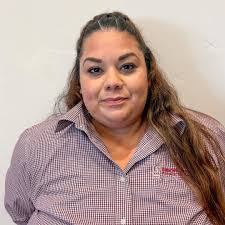 Laura Valencia's Instagram, Twitter & Facebook