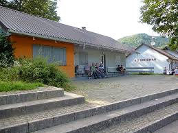 Jogi löw haus wittnau.toni kroos*, mittelfeldspieler von real madrid, wurde positiv auf das coronavirus* getestet und befindet sich in häuslicher quarantäne. Jogi Low Stadion Stadion In Schonau Schwarzwald
