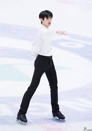 Idk If You Guys Know About This But Figure Skater Park Sunghoon Is Debuting In Kpop Group Enhypen Formed By The Survival Show I Land I Thought This Was Super Cool To Be