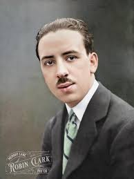 Young ALFRED HITCHCOCK 🌴🎬📺🎥🌴