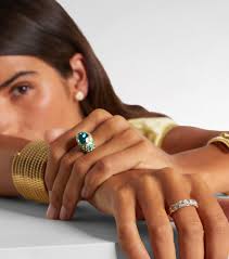 Ondine 18kt gold ring with diamonds in gold